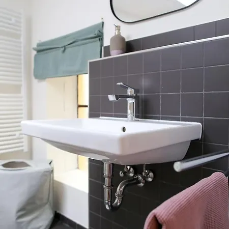 Bezaubernde Ferienwohnung In Der Alten Schmiede * Rheinsberg