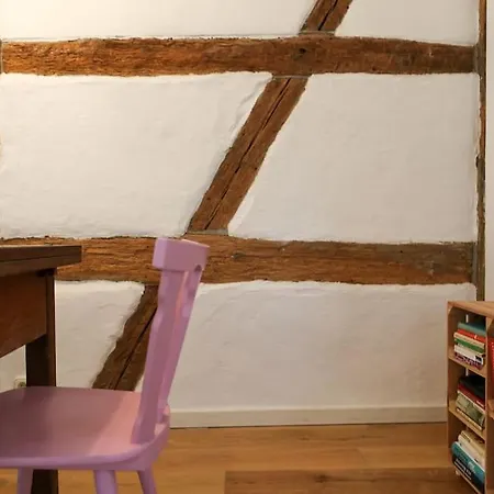 Apartment Bezaubernde Ferienwohnung In Der Alten Schmiede *