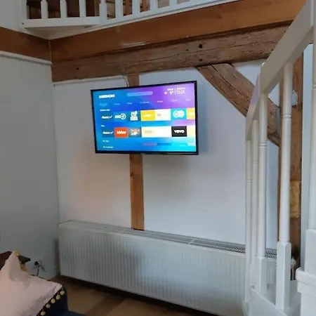 Bezaubernde Ferienwohnung In Der Alten Schmiede Apartment *