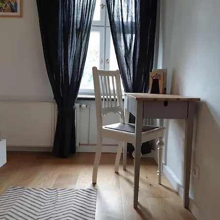 Bezaubernde Ferienwohnung In Der Alten Schmiede Apartment *