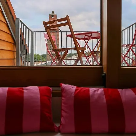 Bezaubernde Ferienwohnung In Der Alten Schmiede Apartment